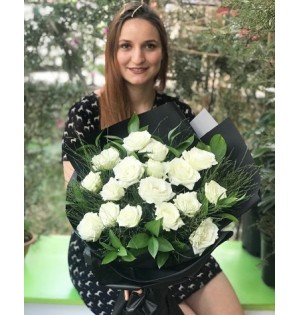 Beyaz gül Tasarım buketi